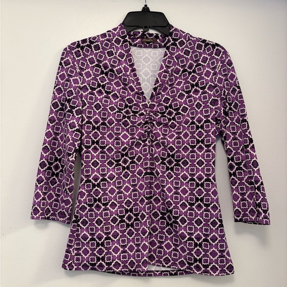 J Mclaughlin Tops - J McLaughin Purple Geometric Women's Top v neck ruched stretchy s